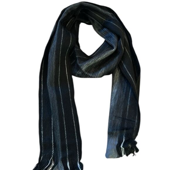 Beautiful alpaca scarf from Ecuador so soft and warm! - Picture 10 of 12